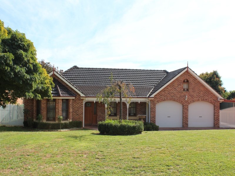 7 Maple Close, Kelso, NSW 2795 Property Details