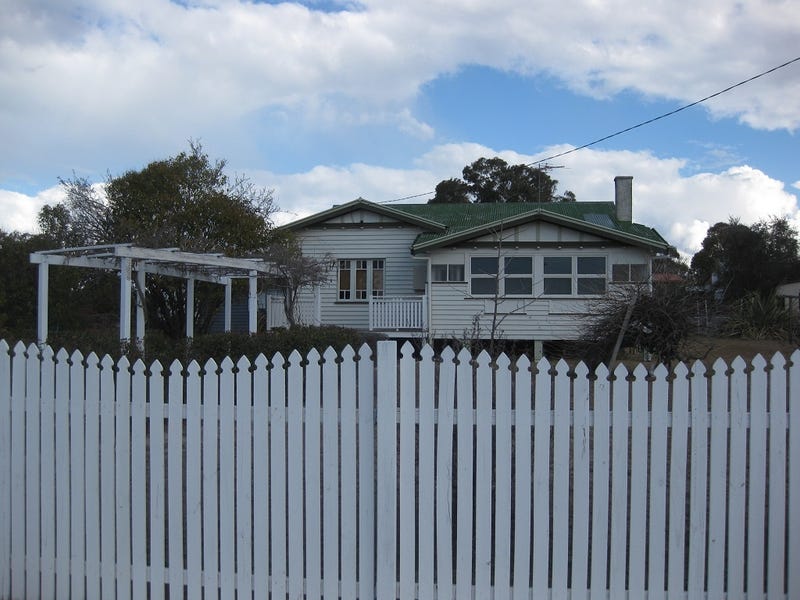 1 College Rd, Stanthorpe, Qld 4380 Property Details