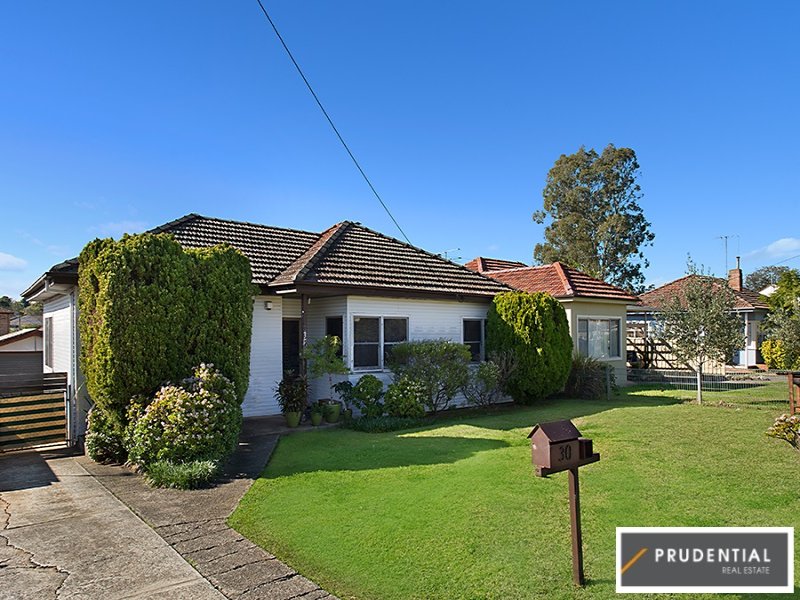 30 Bradbury Avenue, Campbelltown, NSW 2560 Property Details