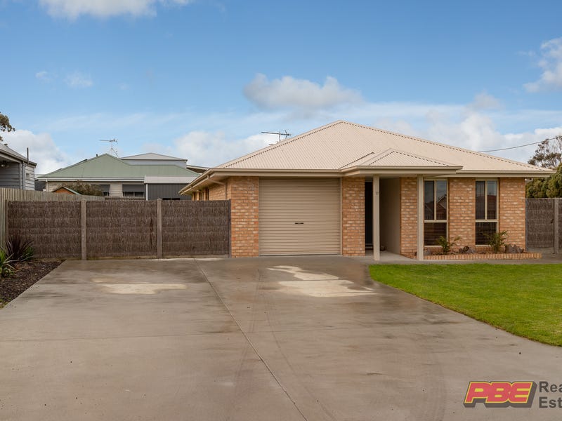 17 Daly Street, Dalyston, Vic 3992 Property Details