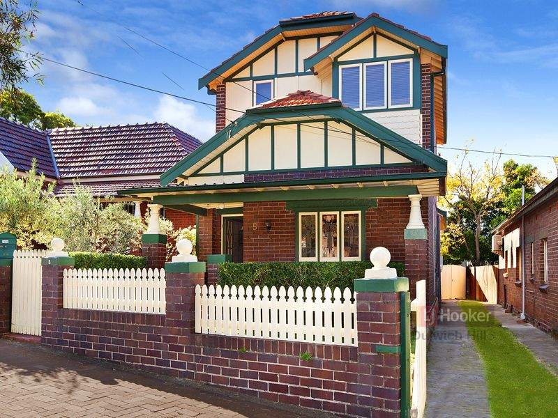 5 Pine Street, Marrickville, NSW 2204 5 Pine Street, Marrickville, NSW 2204