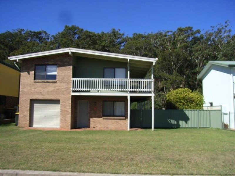 33 Hibiscus Close, Maloneys Beach, NSW 2536
