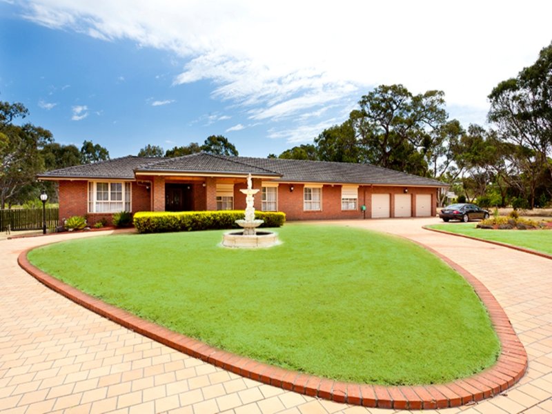 246 Perry Road, Keysborough, Vic 3173 Property Details