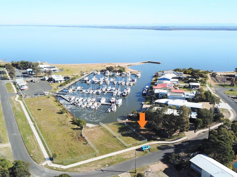 21 Marina Drive, Loch Sport, VIC 3851