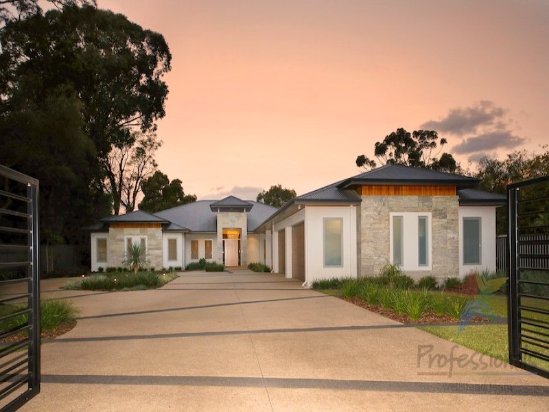 31 Bassendean Parade, Bassendean, WA 6054 Property Details