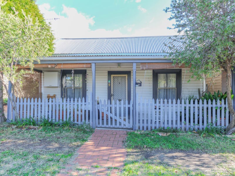 Houses for Rent in Bathurst, NSW 2795 Pg. 2