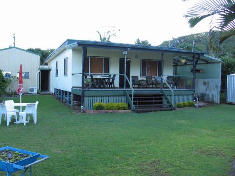 9 Oliver Street, Ball Bay, QLD 4741