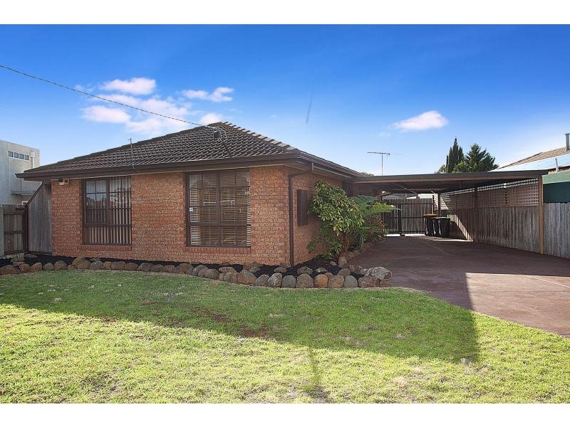 30 Westcott Parade, Rockbank, Vic 3335 Property Details