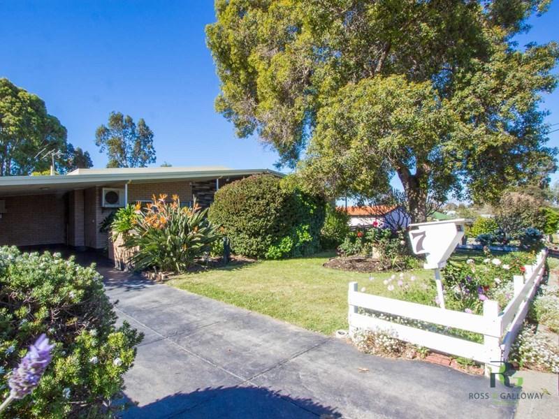 7 Aurelian Street, Palmyra, WA 6157 Property Details