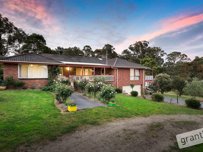 25 Harvie Road, Pakenham Upper, VIC 3810