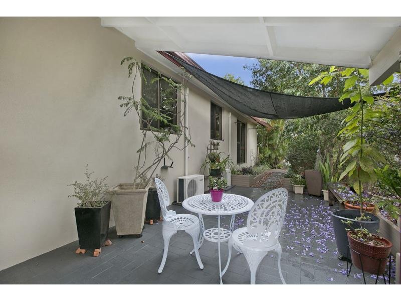 2 Loughrea Street, Tingalpa, Qld 4173 Property Details