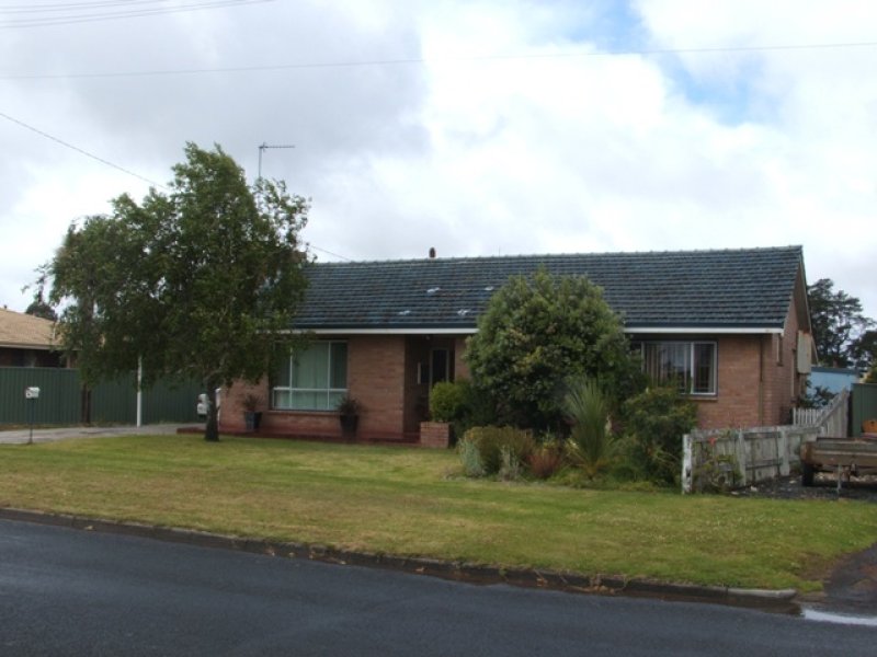 18 Arnott Street, Manjimup, WA 6258 Property Details