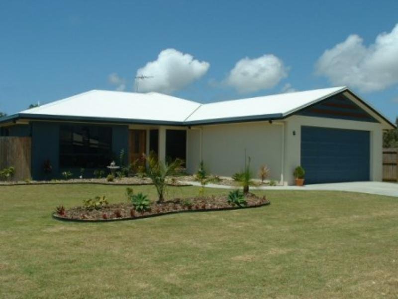 6 Slater Avenue, Blacks Beach, Qld 4740