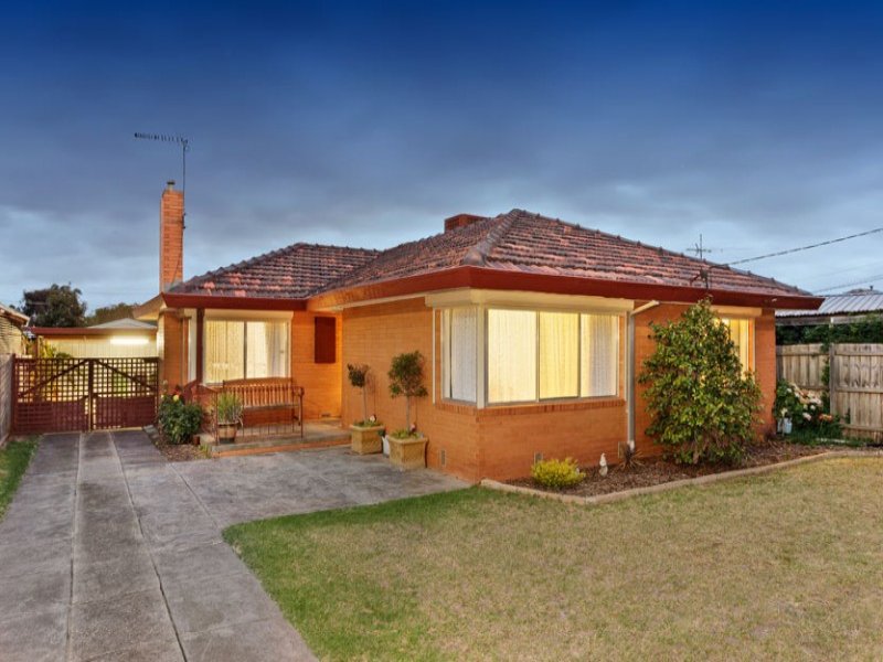 5 Plover Street, Melton, Vic 3337 Property Details