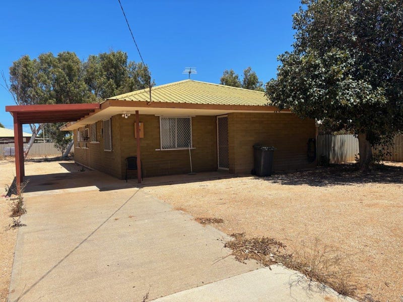 93 David Brand Drive, Carnarvon, WA 6701 Property Details