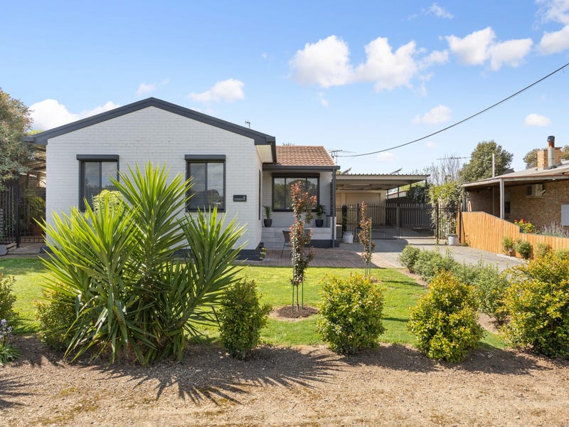 4 Dunbarton Road, Strathalbyn, SA 5255 Property Details