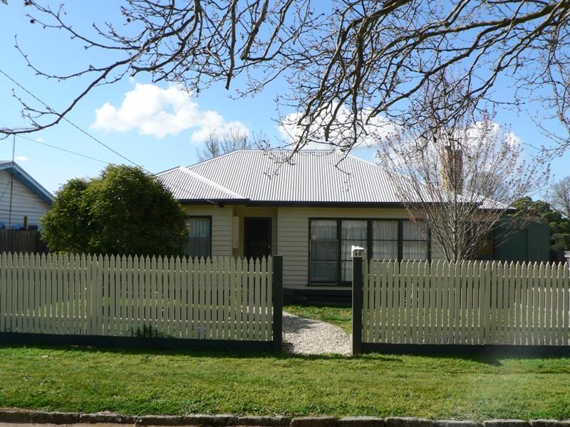 46 Dunsford Street, Lancefield, Vic 3435 Property Details