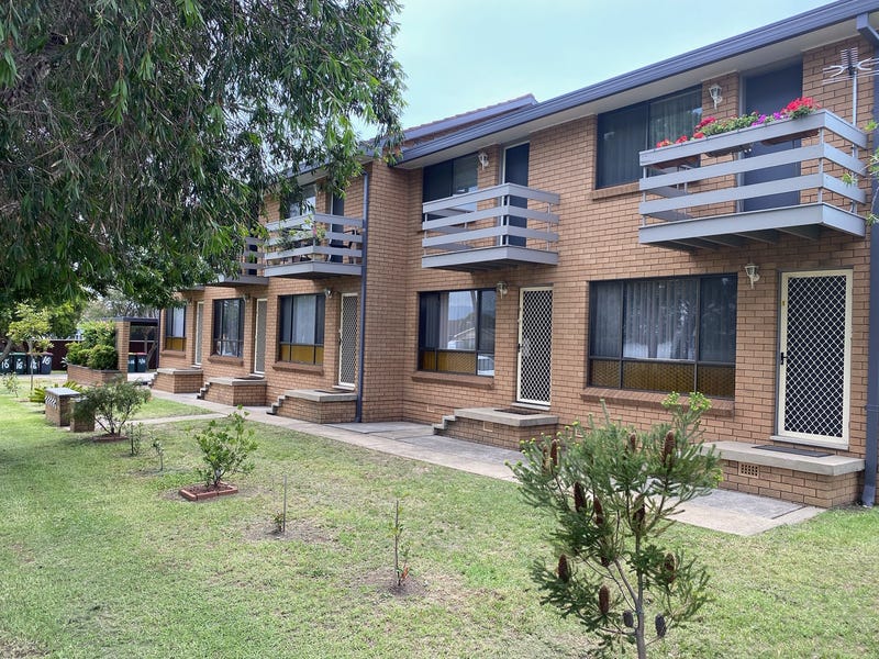 1/16 Storey Street, Oak Flats, NSW 2529