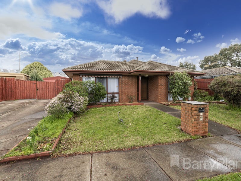 60 Endeavour Drive, Cranbourne North, VIC 3977
