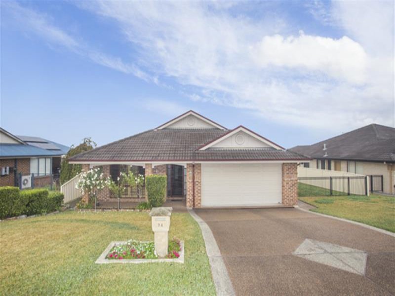 74 Wilton Drive, East Maitland, NSW 2323