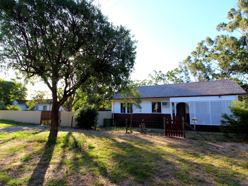 4 Munday Way, Medina, WA 6167 Property Details