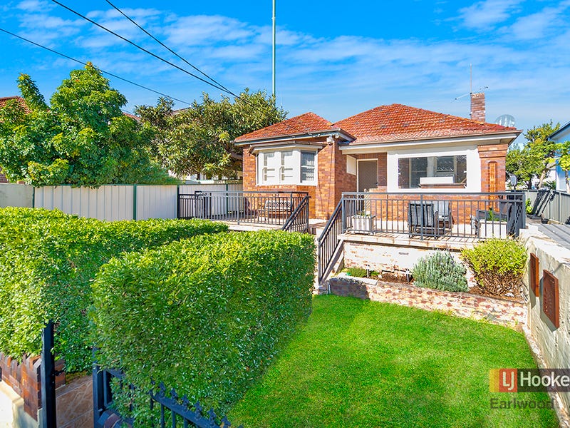 4 Caroline Street, Earlwood, NSW 2206 Property Details