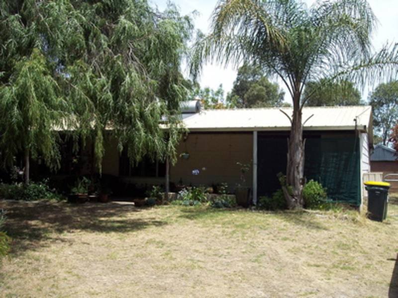 18 Murray Bend Drive, Ravenswood, WA 6208 Property Details