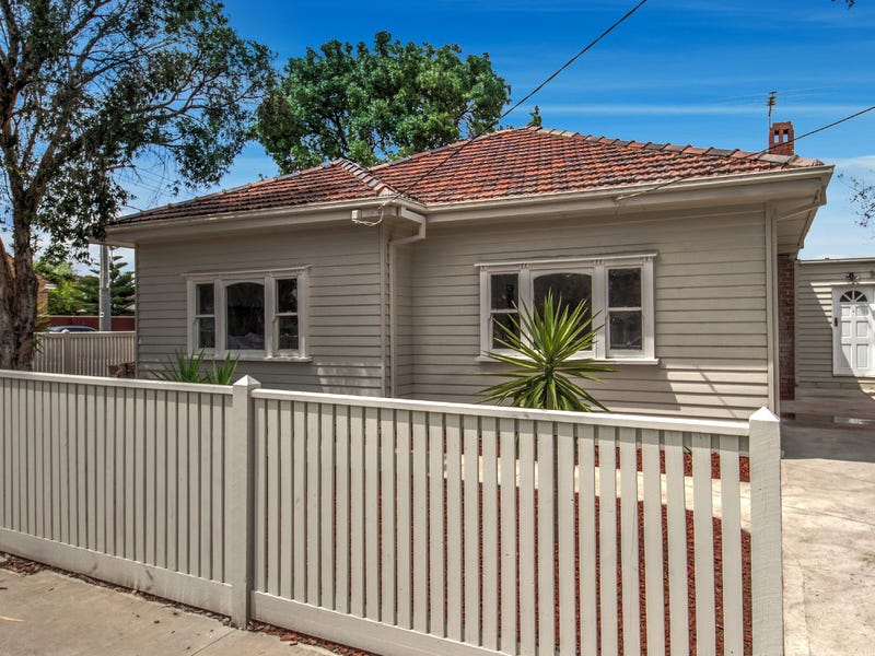 10 Hampshire Road, Sunshine, Vic 3020 Property Details