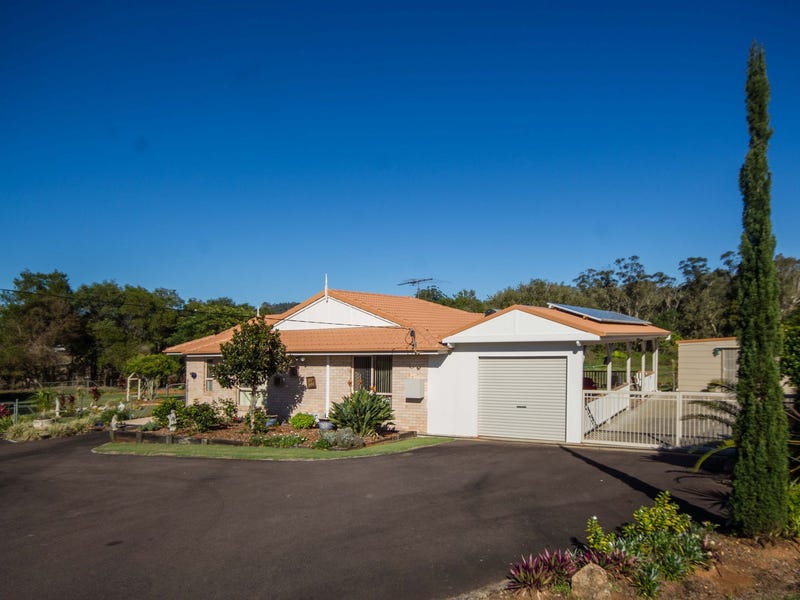 16 Outlook Drive, Glass House Mountains, QLD 4518