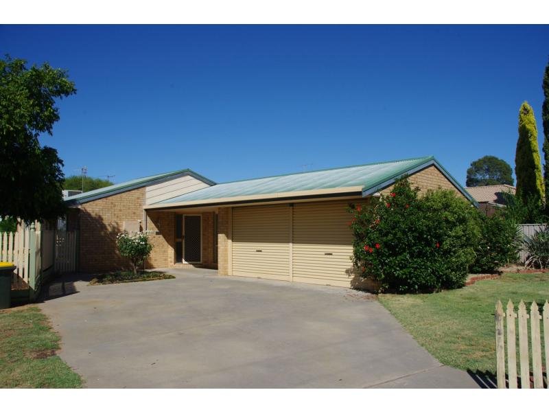 18 Sims Road, Cobram, Vic 3644 Property Details