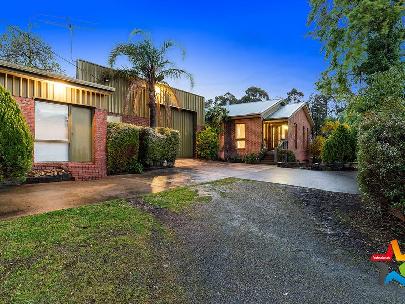 35 York Road, Mount Evelyn, VIC 3796