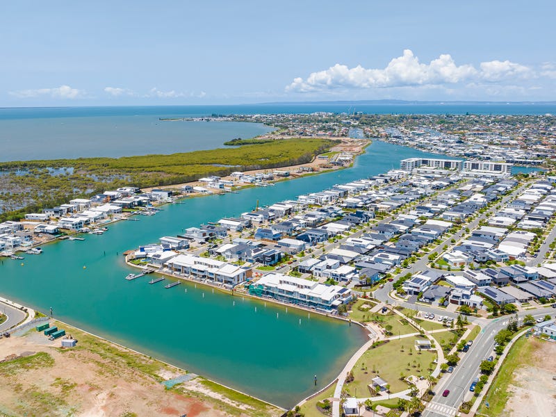 137 Aqua Street, Newport, Qld 4020 Townhouse for Sale