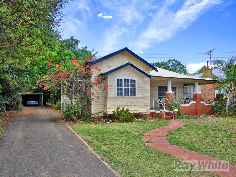 107 Gibbons Street, Narrabri, NSW 2390 Property Details