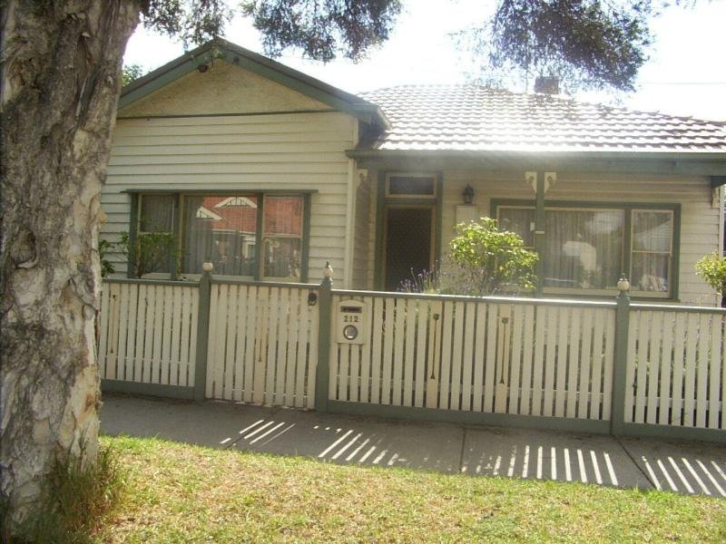 212 The Parade, Ascot Vale, Vic 3032