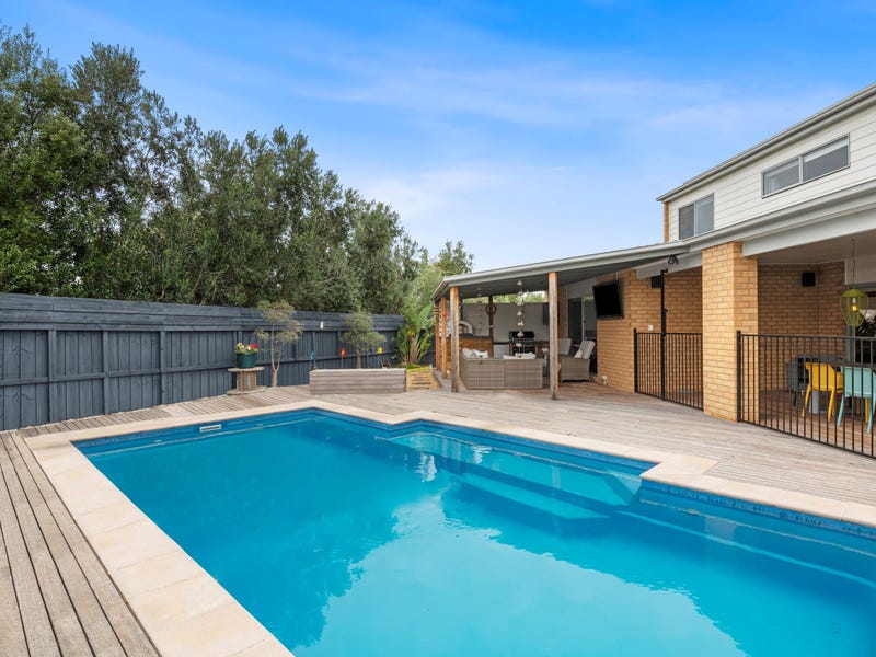 12 Wave Crescent, Torquay, Vic 3228 - Property Details