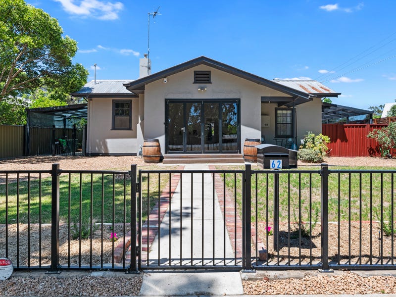62 Kirkland Avenue, Euroa, VIC 3666