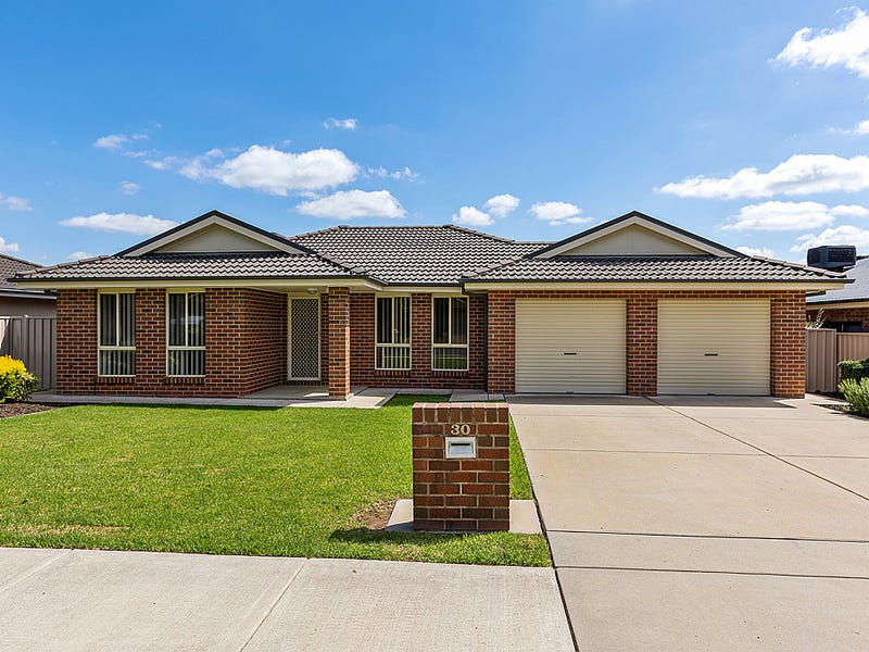 30 Mima Street, Glenfield Park, NSW 2650