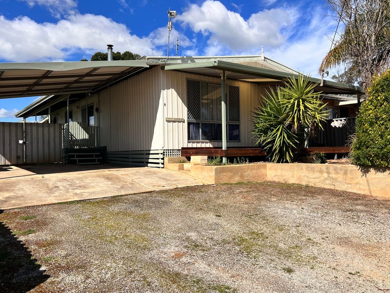 8 Henry Street, Toodyay, WA 6566 Property Details