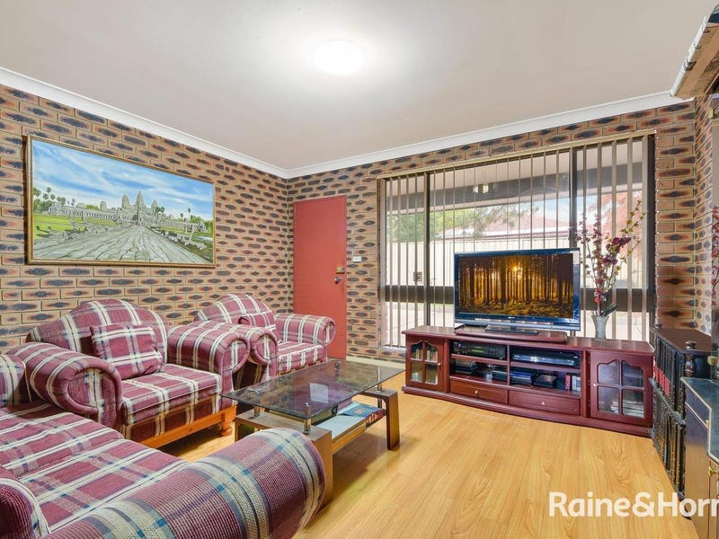 Real Estate & Property for Sale in Macquarie Fields, NSW 2564 (+1