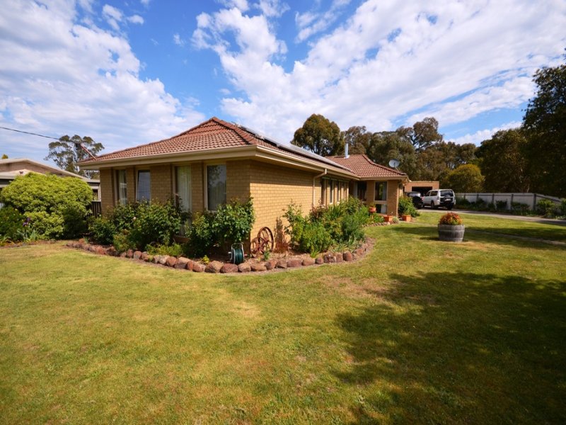 37 South Street, Beaufort, VIC 3373