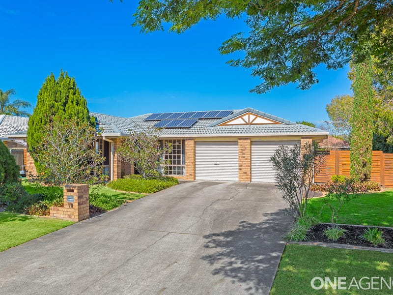 18 Oakmont Street, Rothwell, Qld 4022 House for Sale