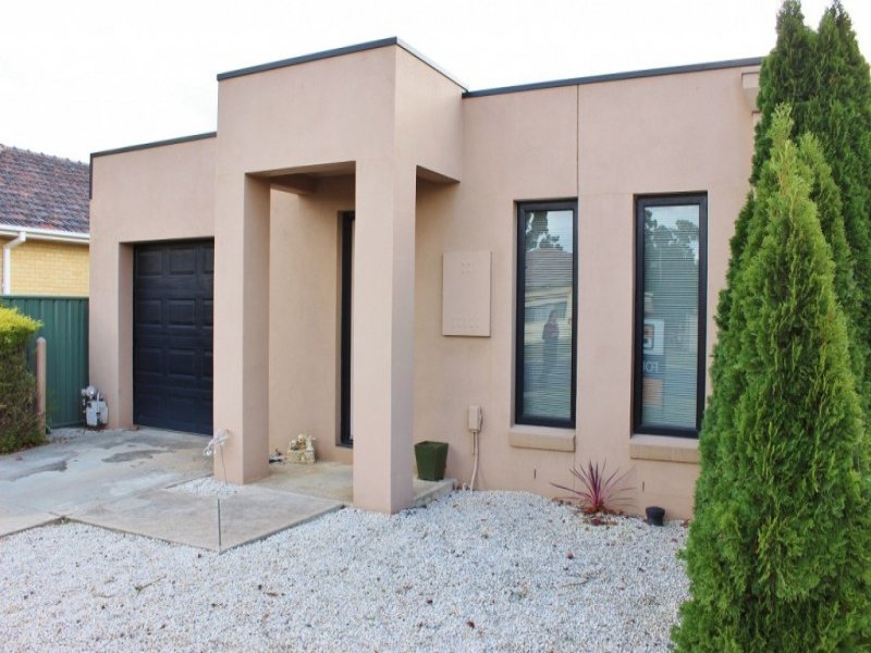 2/2 Hope Street, Kangaroo Flat, VIC 3555