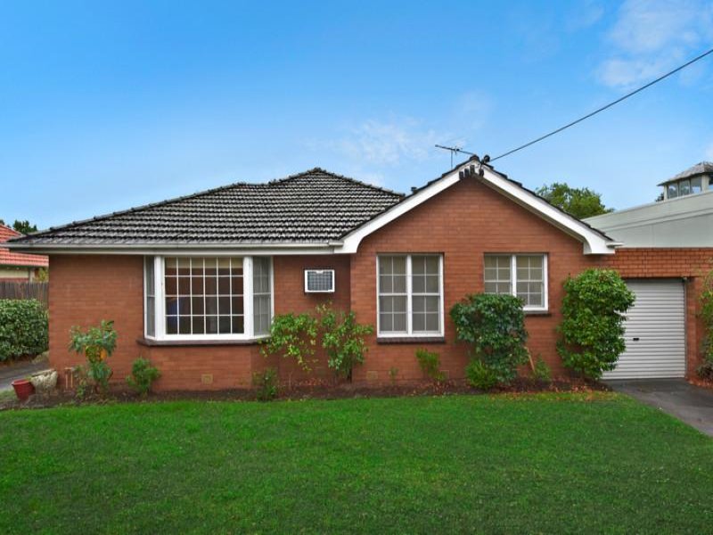 1/9 Mont Albert Road, Canterbury, Vic 3126 Property Details