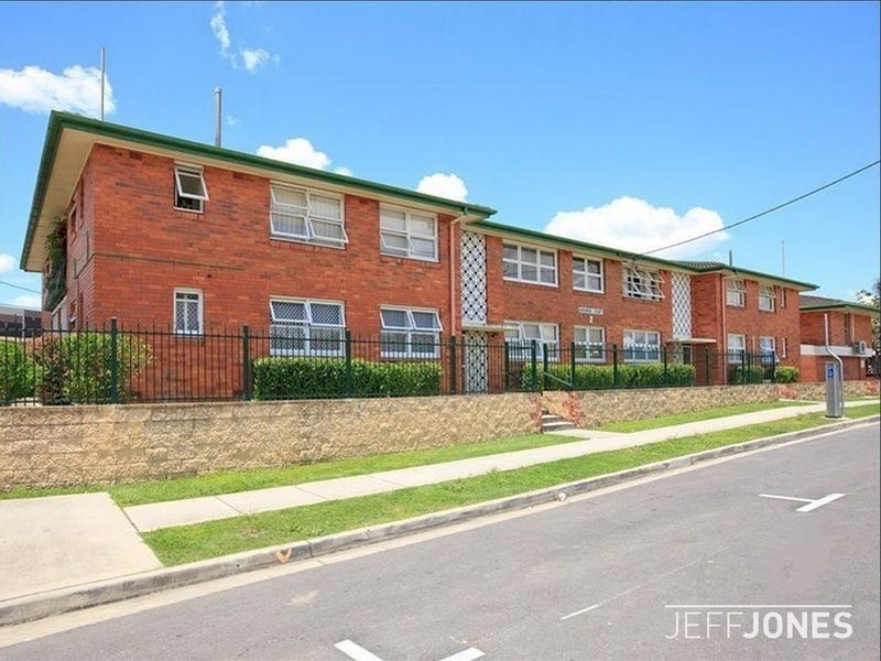 3/2 Carl Street, Woolloongabba, Qld 4102 Property Details