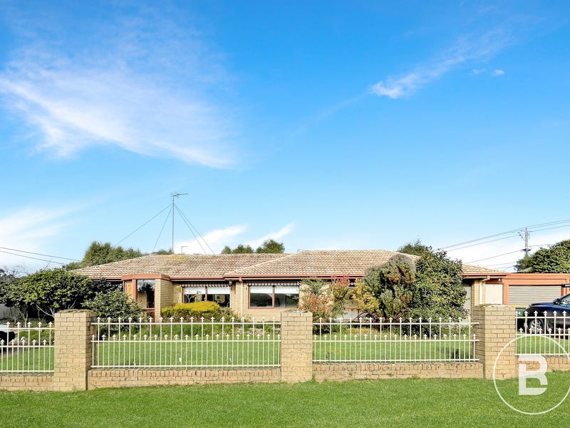 2 Milverton Lane, Canadian, VIC 3350