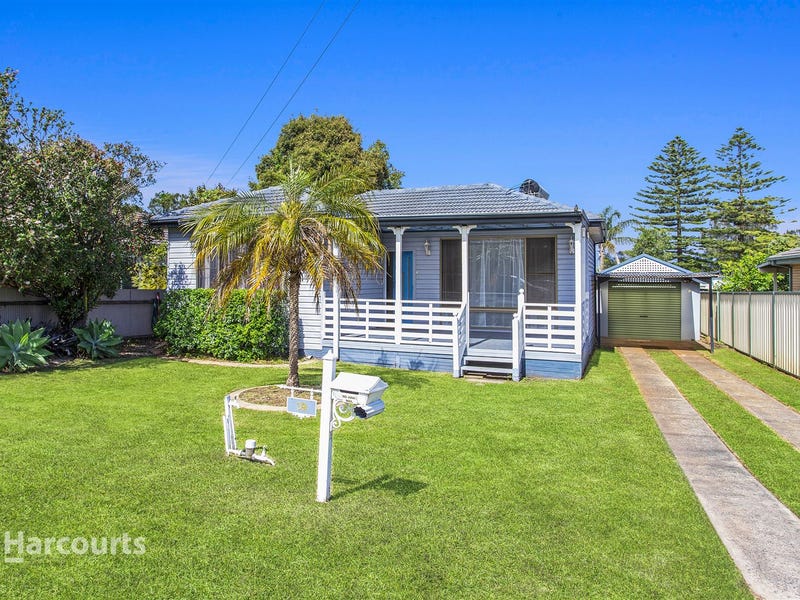 39 Theodore Street, Oak Flats, NSW 2529