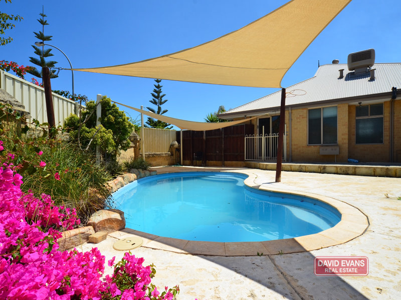 26 Rothesay Heights, Mindarie, WA 6030 Property Details