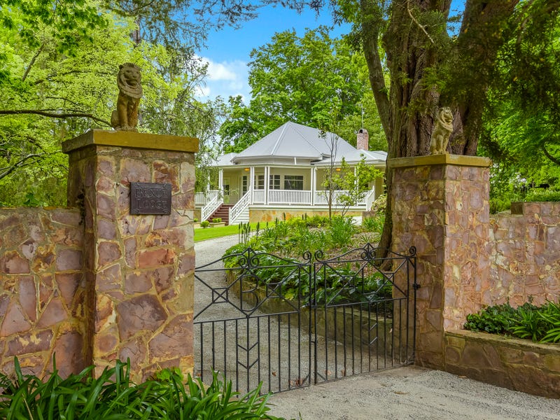 10 Syndicate Road, Mount Macedon, Vic 3441 House for Sale