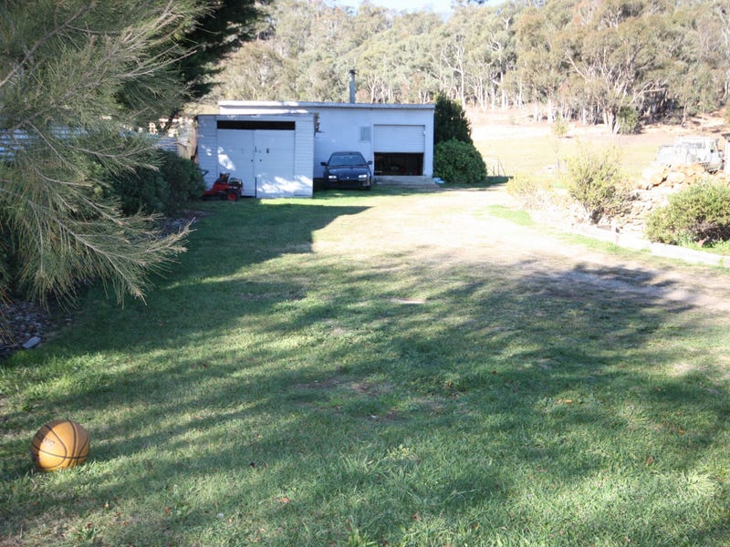 6 Willow Road, Captains Flat, NSW 2623