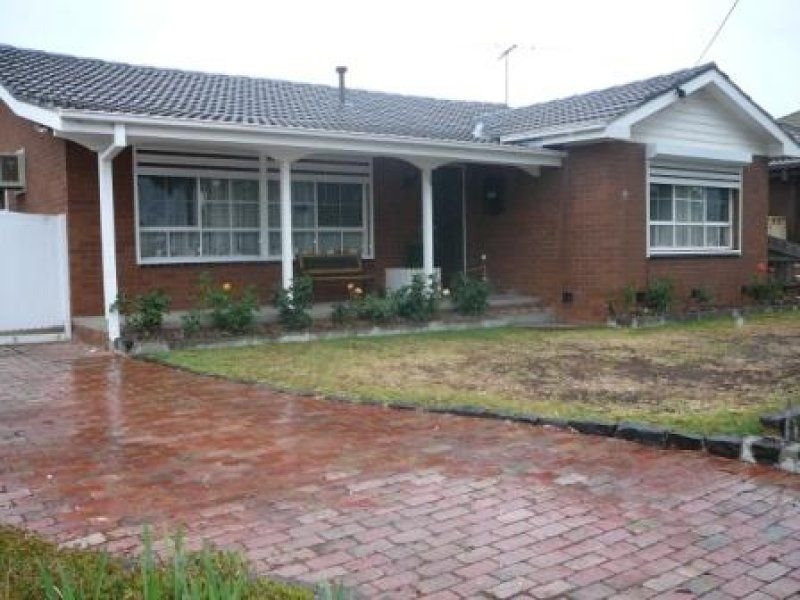 108 McIntyre Drive, Altona, Vic 3018 Property Details